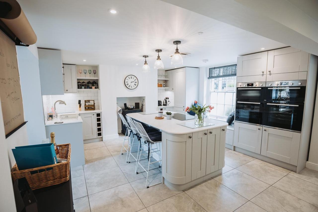 Stunning 5 Bedroom Period Property By The Sea Herne Bay Eksteriør billede